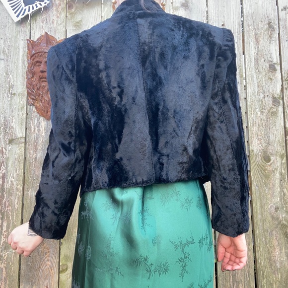 • v i n t a g e • cropped faux fur jacket - Picture 4 of 7